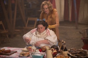 Chrissy Metz and Jessica Lange on 'AMERICAN HORROR STORY: FREAK SHOW.'