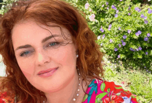 Karen Salicath Jamali Delivers Piano Grace In “Angel Haniel’s Clearing”